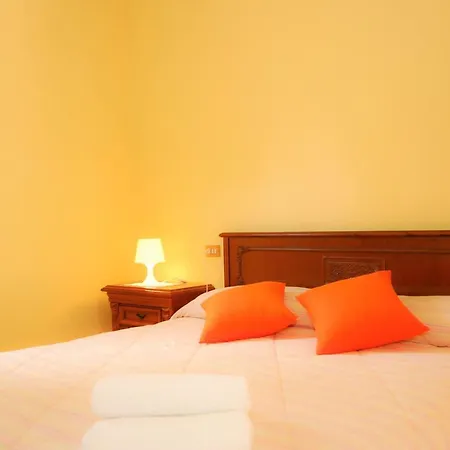 Guesthost - Casa Fiorelli *