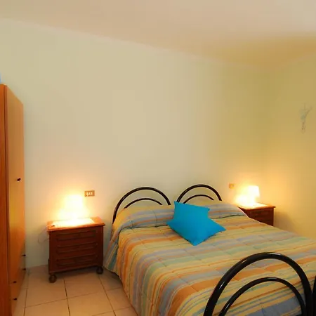 Guesthost - Casa Fiorelli *